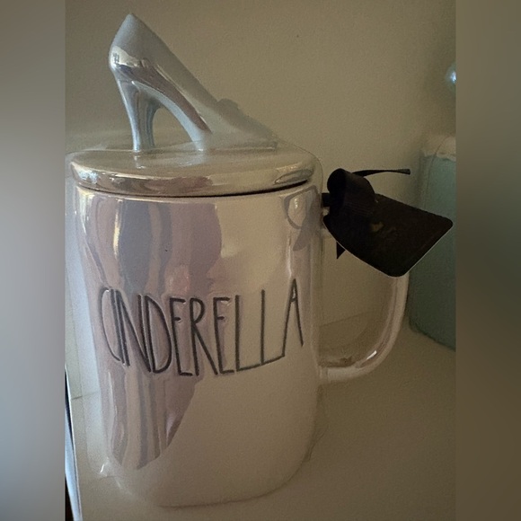 Rae Dunn Cinderella Silver Mug with Shoe Lid - Picture 1 of 2